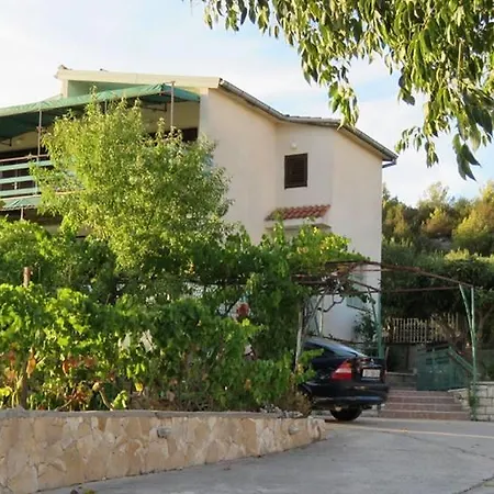 Apartment Studio Katica Skradin
